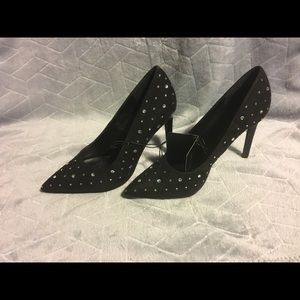 ✨New✨ Forever21 Black Velvet Studded Heels